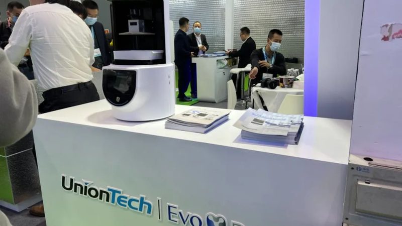 正畸后脸型变化揭秘：对比图中的美丽蜕变